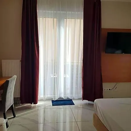 Hotel Emiliana Am Bahnhof 3*