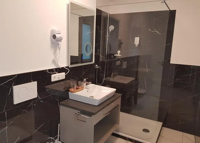 Szálloda Emiliana Am Bahnhof Frankfurt am Main