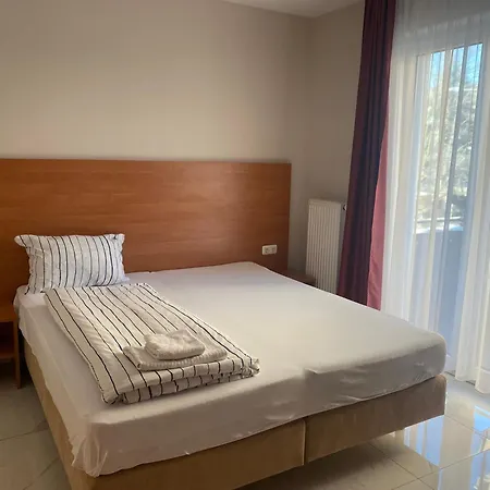 Hotel Emiliana Am Bahnhof