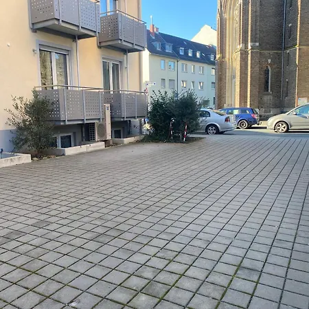 Emiliana Am Bahnhof Hotel 3*